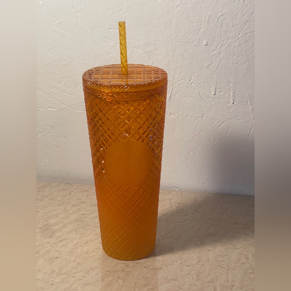 Starbucks 2022 Summer Mango Orange Gradient Jeweled 24 oz. Venti Tumbler New